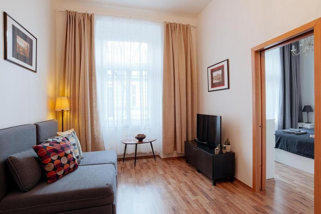 Apartment Alex Plus Karlin Prague
